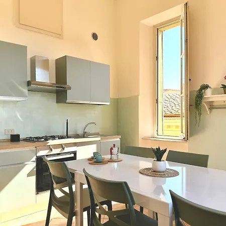 Cavour 9 - Luminoso 3 Borgo Stretto Vista In Centro Апартаменты